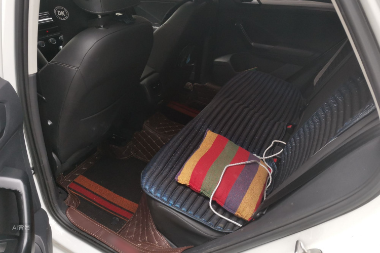 T-Roc 2020 car image #19
