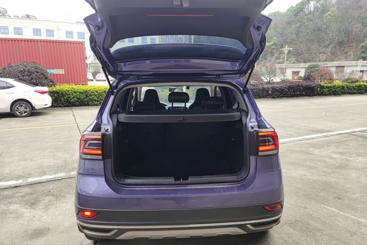 Volkswagen T-Cross 2020 car image #19