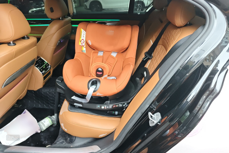 BMW 7 Series 2016 immagine di auto #19