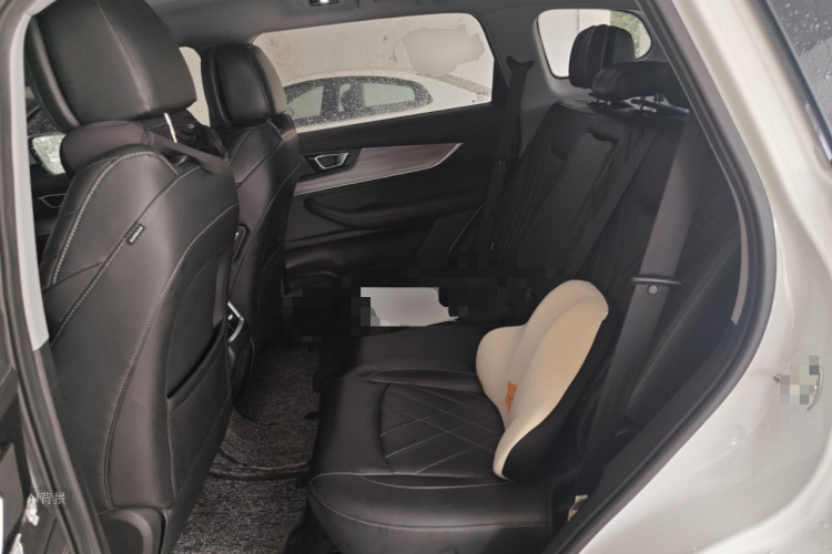 Chery Tiggo 8 Plus e+ 2022 image de voiture #19