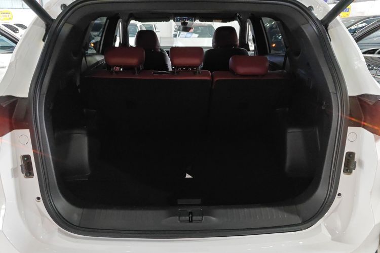 X70 PLUS 2024 #19 X70 PLUS 2024 car image #19