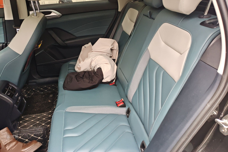 Volkswagen Tharu 2024 immagine di auto #19