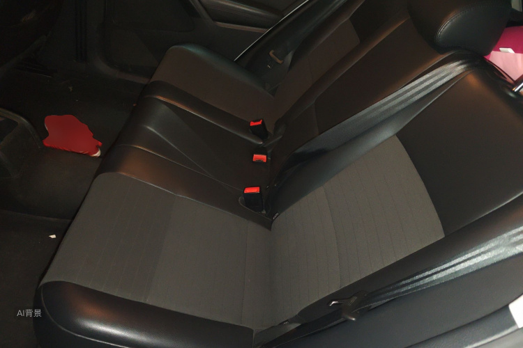 Volkswagen Tiguan 2015 صورة سيارة #19