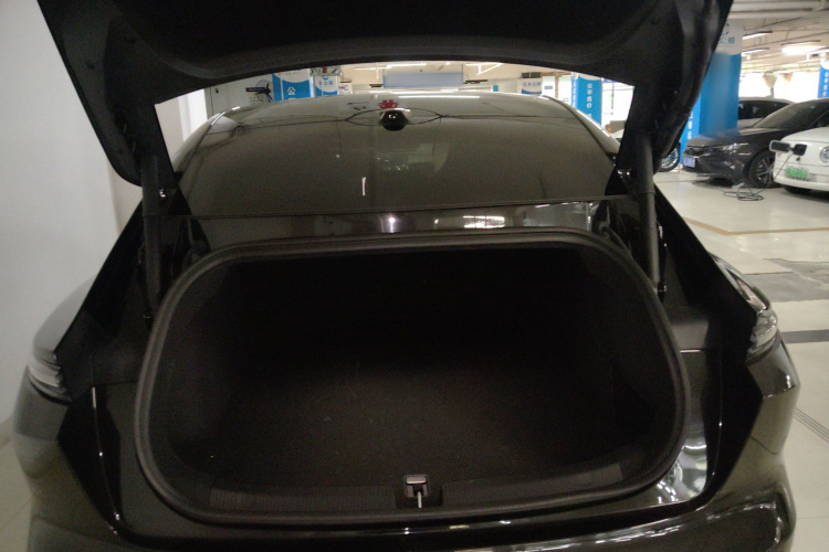 蔚来 蔚来ET5 2025 汽车图片 #19