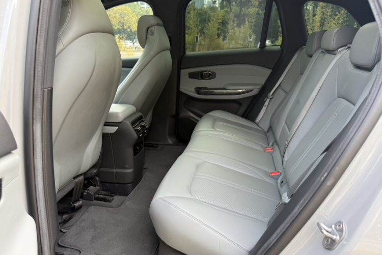 蔚来 蔚来ES6 2022 汽车图片 #19