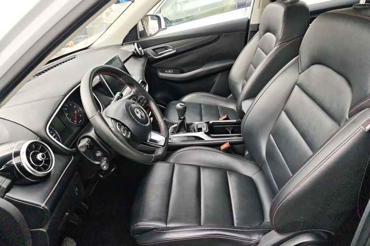 MG HS 2019 صورة سيارة #19