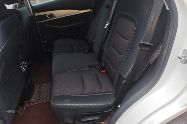 X70 PLUS 2021 car image #19