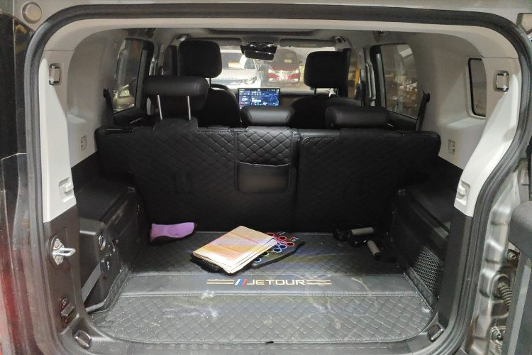 Jetour Traveller 2024 car image #19