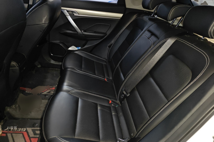 GEELY Coolray 2019 #19 GEELY Coolray 2019 car image #19