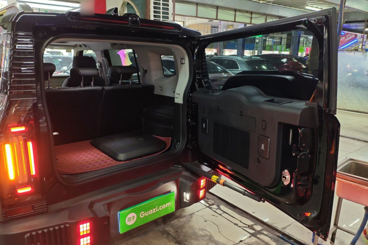 Jetour Traveller 2023 car image #19