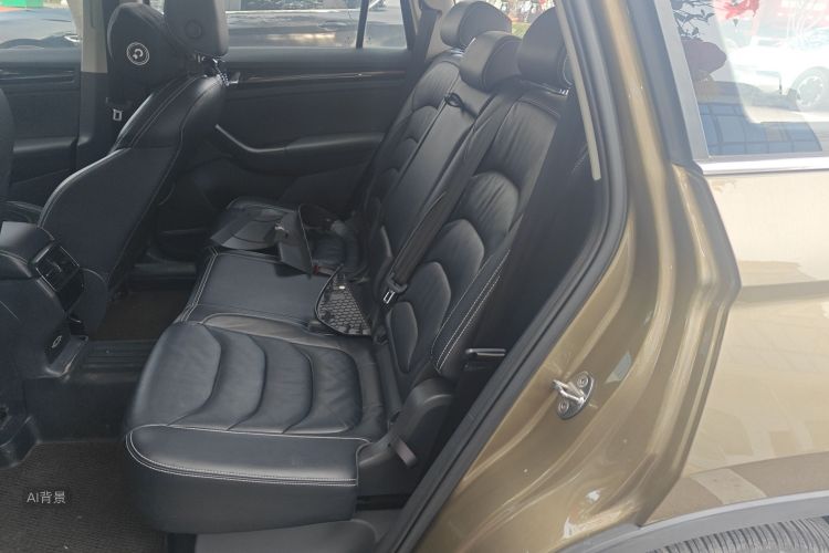 Skoda Kodiaq 2017 imagem de carro #19