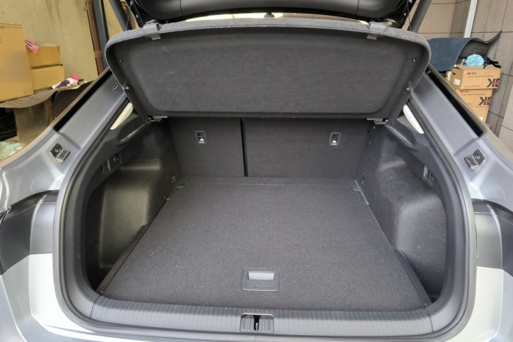 Volkswagen Tiguan X 2021 immagine di auto #19