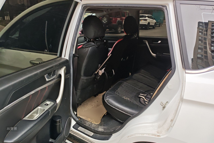 Haval M6 2018 #19 Haval M6 2018 car image #19