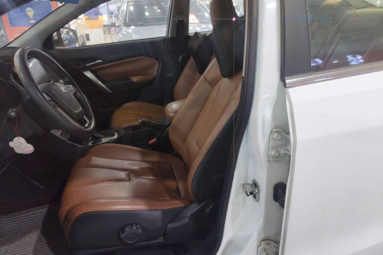 MG GT 2016 imagen de coche #19