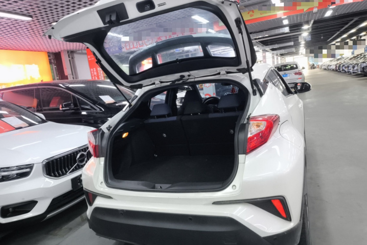 Toyota C-HR EV 2021 car image #19