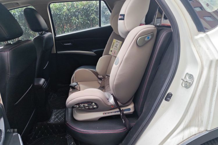 Suzuki S-Cross 2014 immagine di auto #19