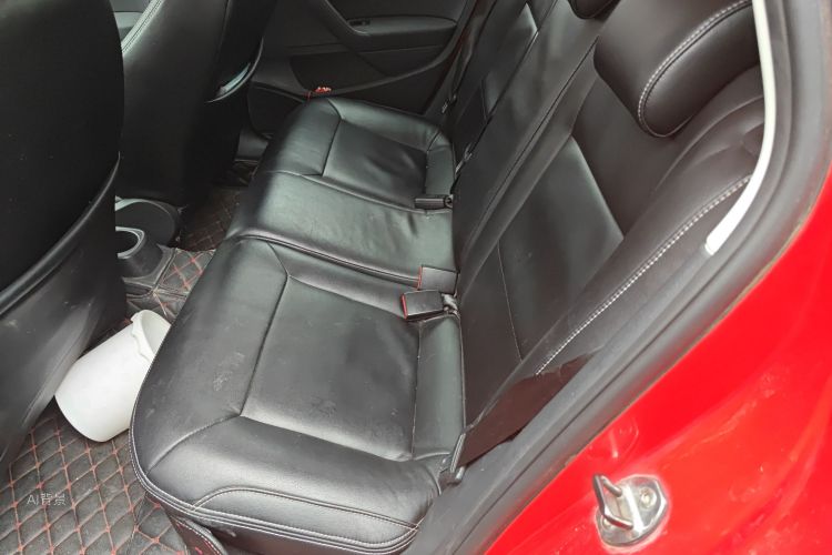 Polo 2016 car image #19