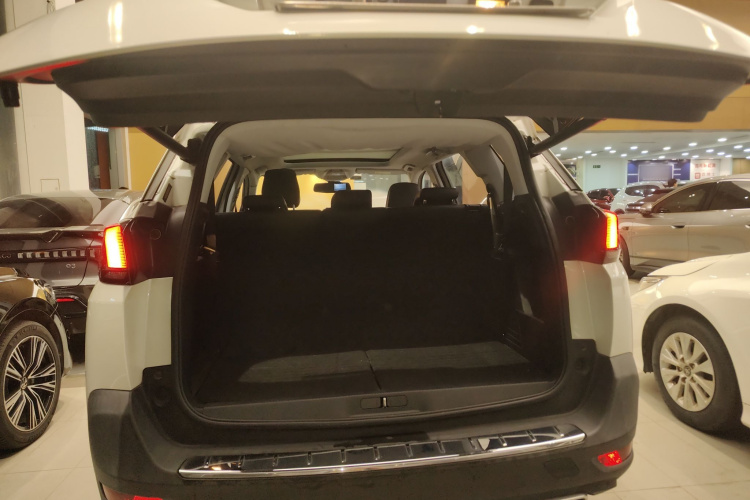 标致 标致5008 2018 汽车图片 #19