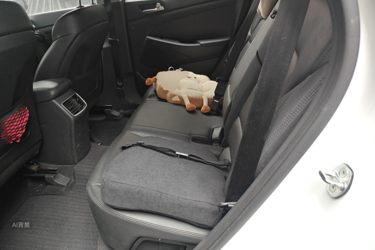 Hyundai Tucson 2016 immagine di auto #19