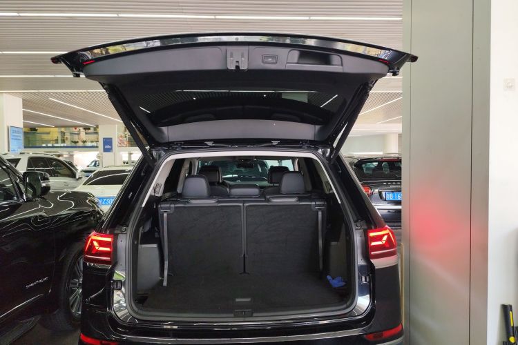 Volkswagen Teramont 2024 car image #19