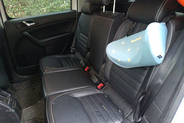 Skoda Yeti 2016 car image #19