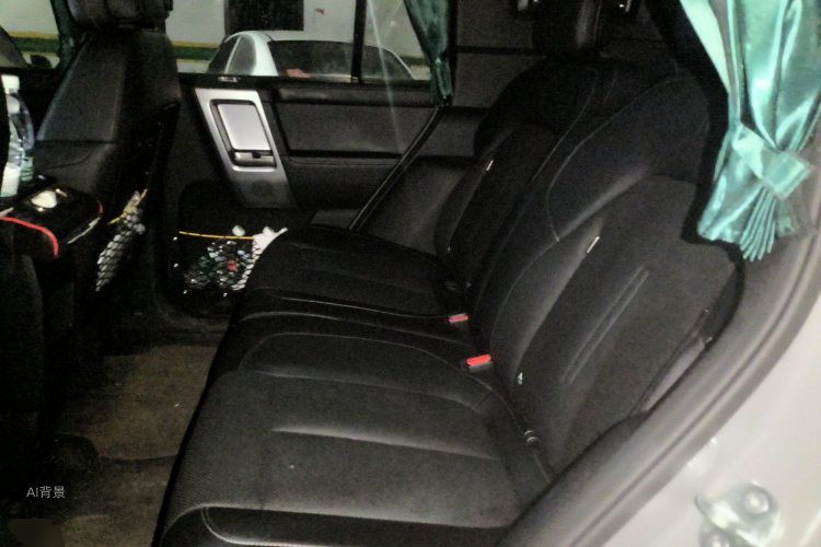 2025 car image #19