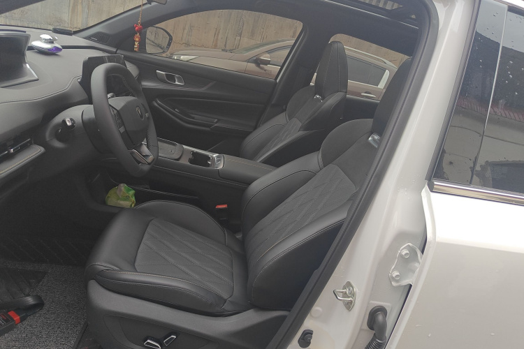 Changan CS55PLUS PHEV 2025 car image #19