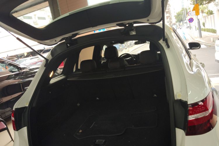 Mercedes-Benz GLC Class 2016 صورة سيارة #19