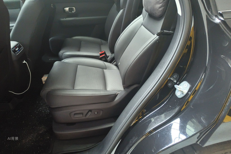 零跑汽车 零跑C16 2025 汽车图片 #19