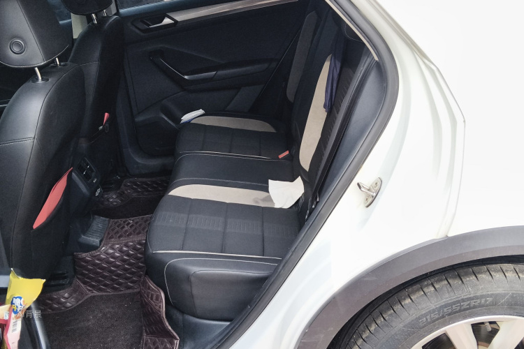 Volkswagen T-Roc 2019 #19 Volkswagen T-Roc 2019 car image #19