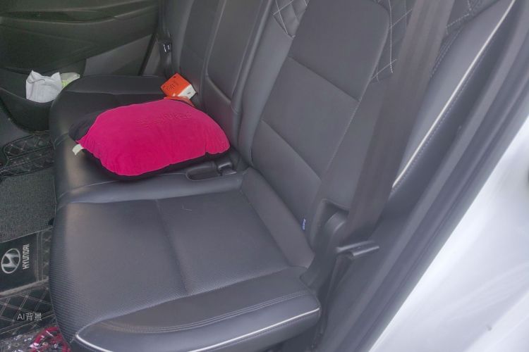 Hyundai Tucson 2019 immagine di auto #19