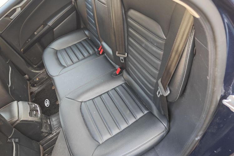 Ford Mondeo 2021 car image #19