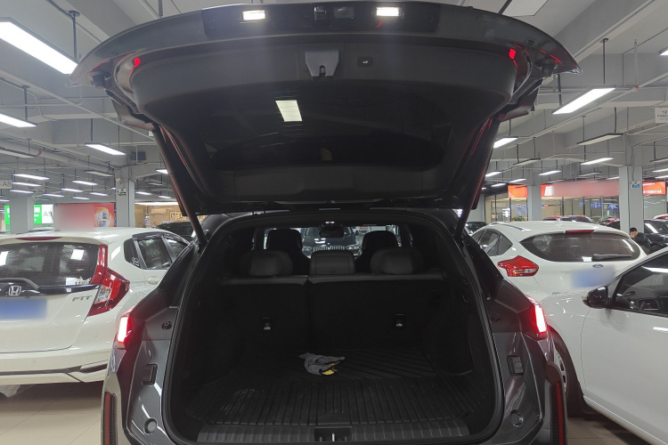 Lynk & Co 08 EM-P 2024 car image #19