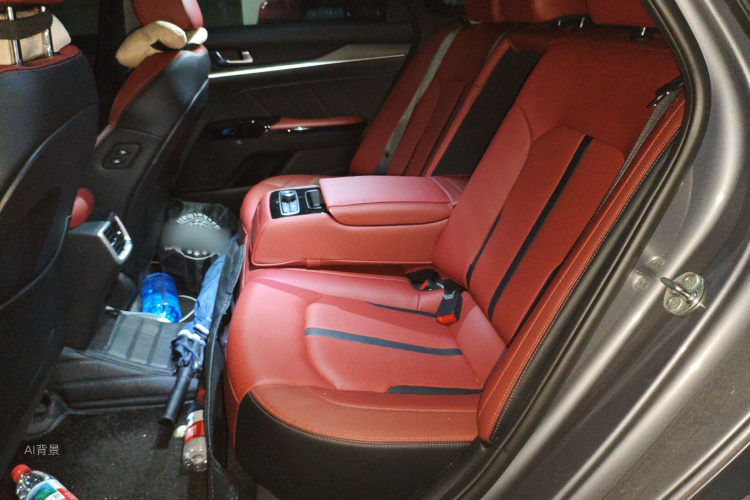 Kia K5 2021 car image #19