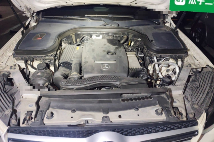 Mercedes-Benz GLC Class 2017 car image #19