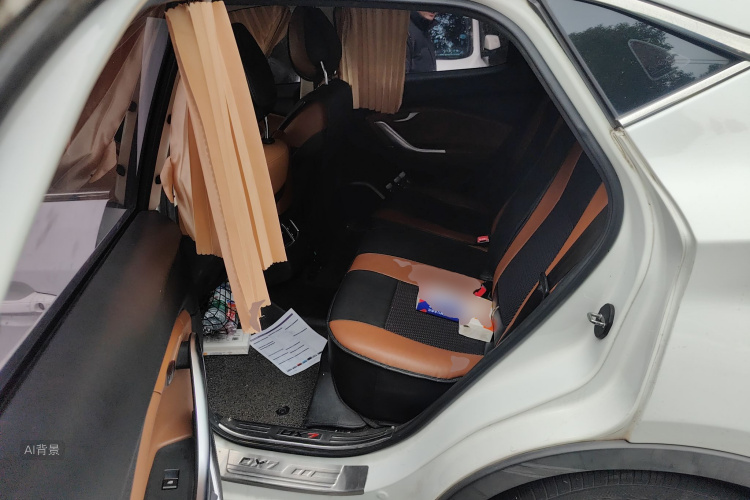 Soueast DX7 2017 car image #19