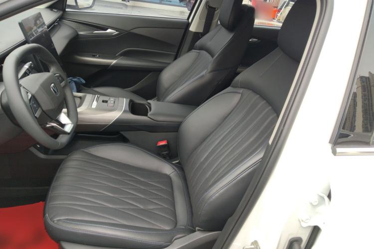 Changan EadoPHEV 2025 imagem de carro #19