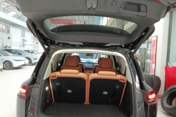 Leapmotor C16 2025 car image #19