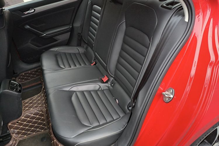 Volkswagen Lamando 2019 car image #19