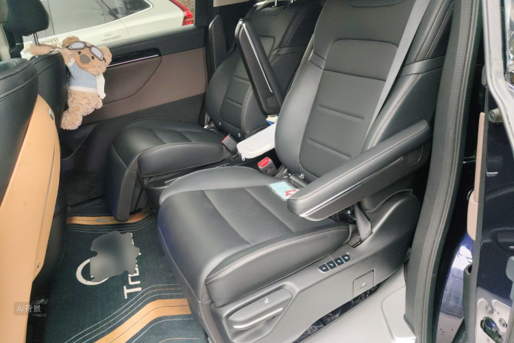 GAC Trumpchi E8 2023 صورة سيارة #19