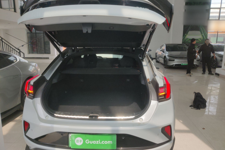 极氪 极氪001 FR 2023 汽车图片 #19