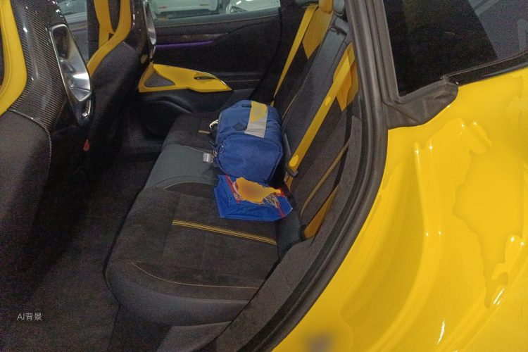 MI SU7 Ultra 2025 immagine di auto #19