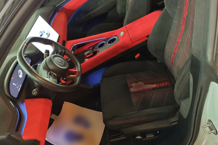 极氪 极氪001 FR 2024 汽车图片 #19