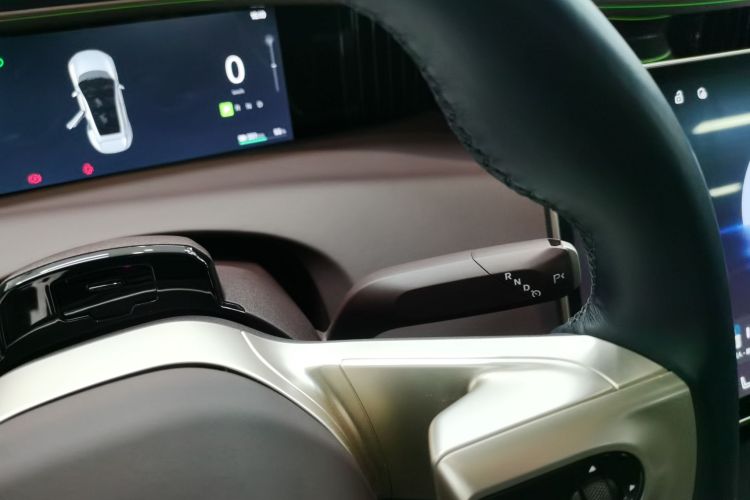 Avatr 11 2024 imagen de coche #19