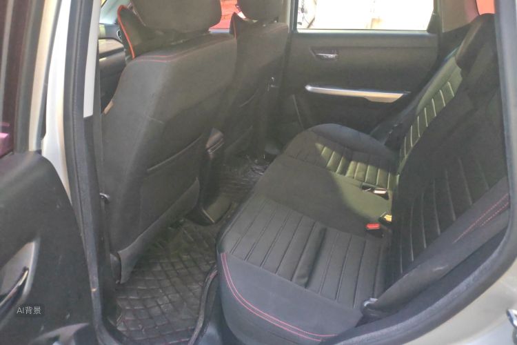 Suzuki Vitara 2017 изображение автомобиля #19