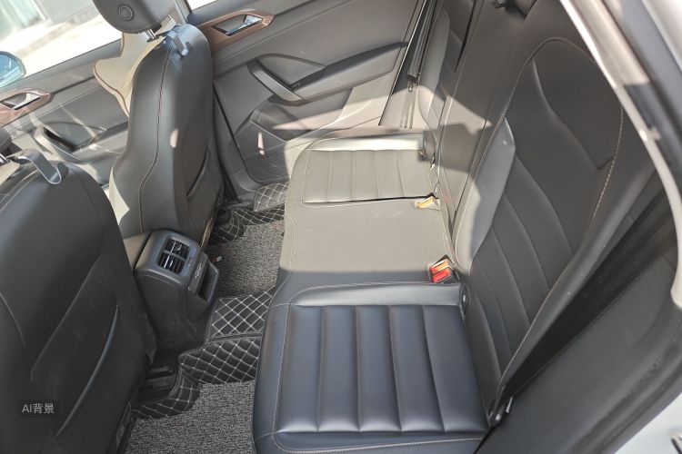 Volkswagen Tharu 2018 #19 Volkswagen Tharu 2018 car image #19