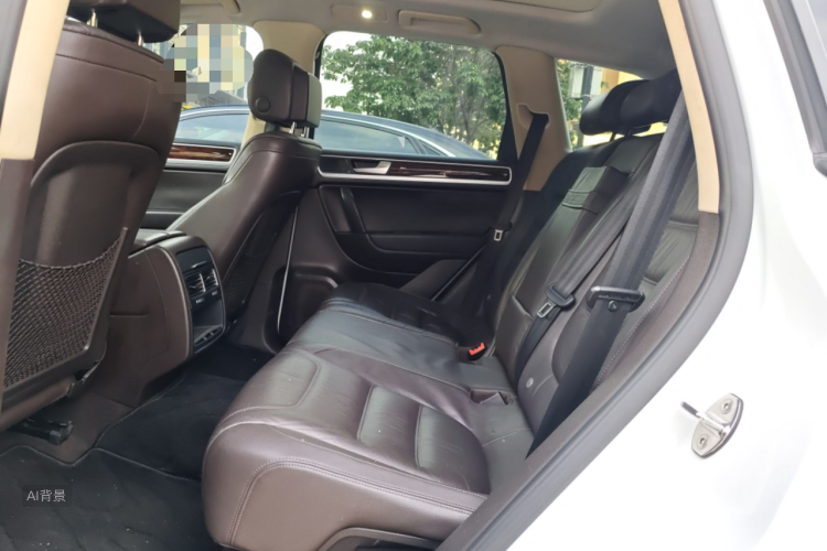 Volkswagen Touareg 2015 car image #19