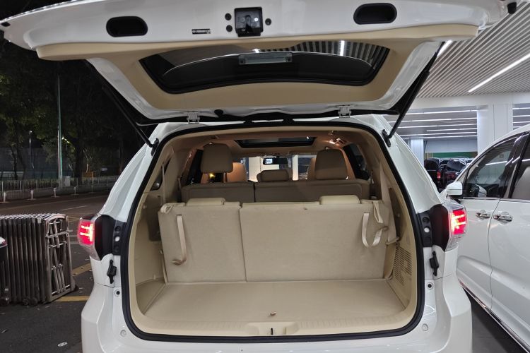 Toyota Highlander 2017 #19 Toyota Highlander 2017 car image #19