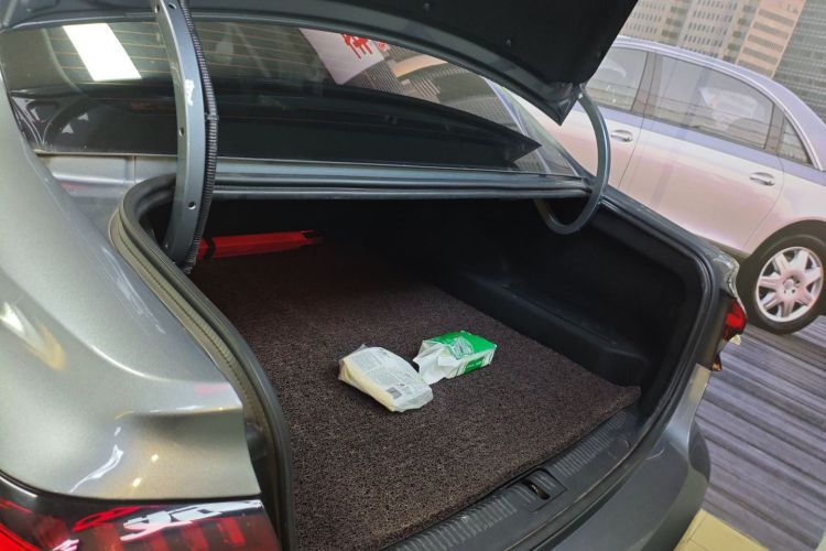 Roewe i6 MAX New Energy 2022 imagen de coche #19