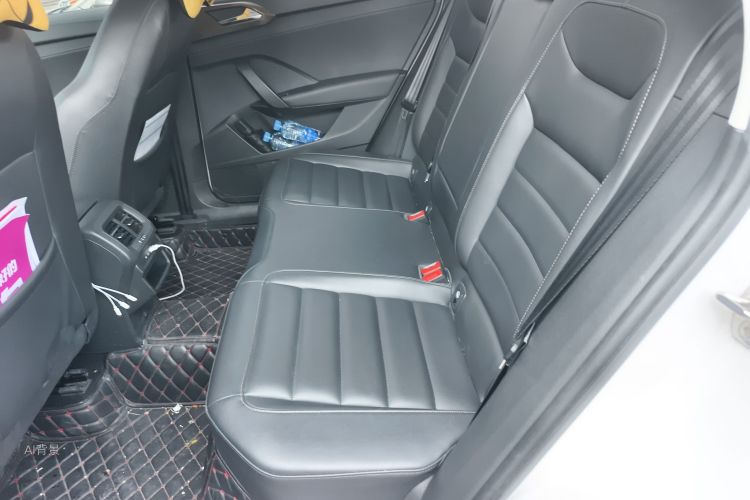 Volkswagen Tharu 2020 car image #19